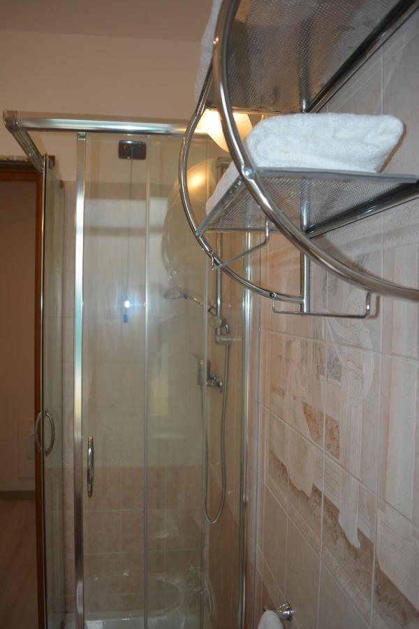 Anita Apartment